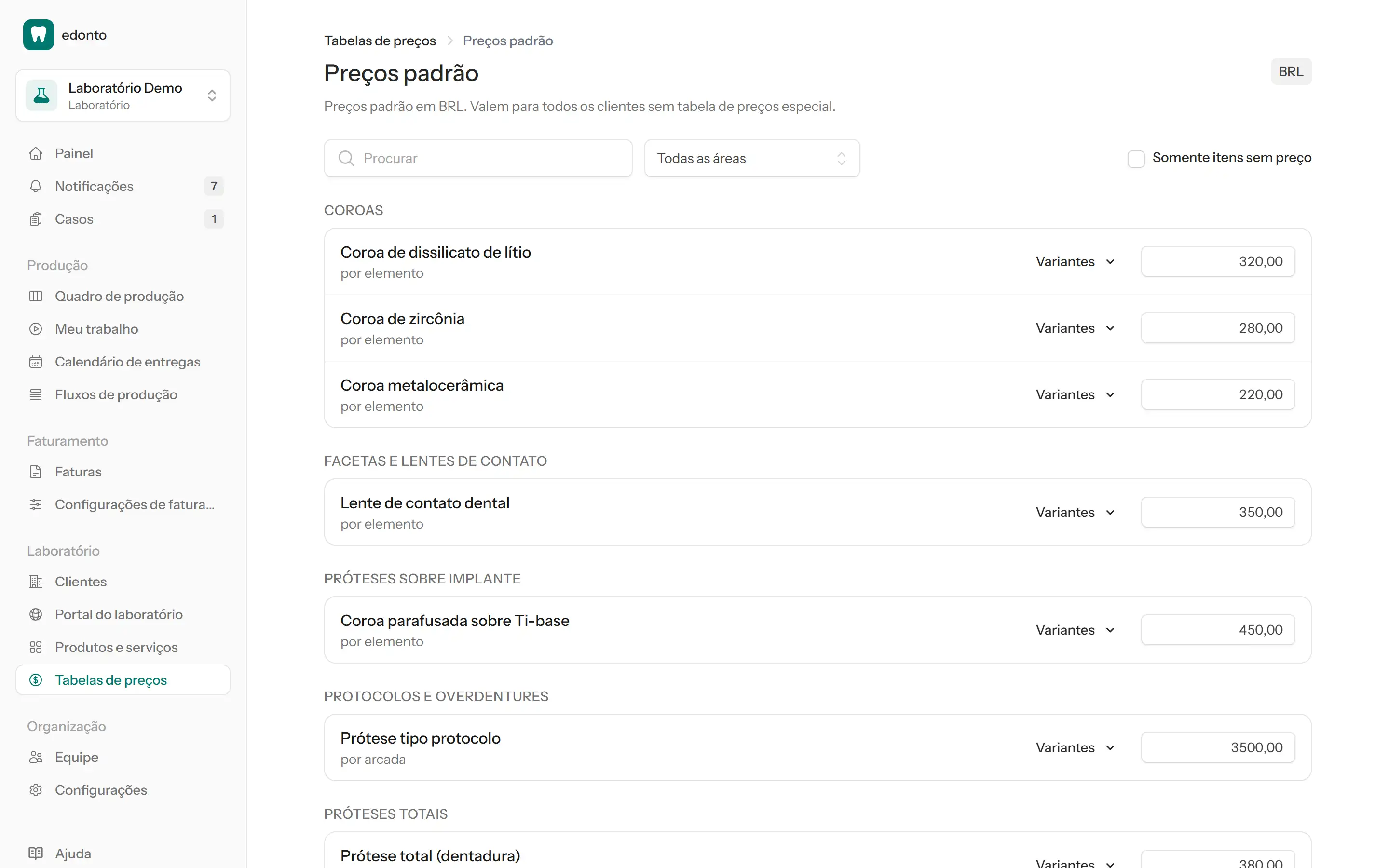Tabela de preços com preços padrão por produto e acréscimos por variante